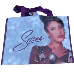 New Tejano Singer Selena Limited
Edition Reusable Shopping Bag